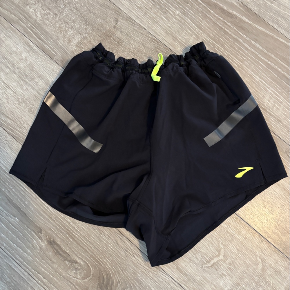 Brooks Running Hi-Vis Shorts